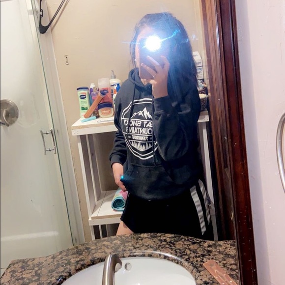 Meet your Posher, Emily - Picture 1 of 1